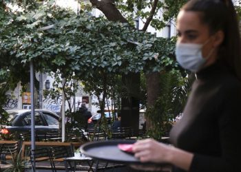 Επίδομα 800 ευρώ: Οι δύο προθεσμίες για την αποζημίωση ειδικού σκοπού -Πότε θα γίνουν οι πληρωμές