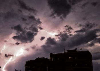 Επιδείνωση του καιρού στην Ελλάδα: Βροχές και καταιγίδες στην Κρήτη