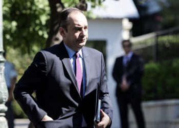 Στη ΜΕΘ του «Ευαγγελισμού» εισήχθη ο Γιάννης Πλακιωτάκης