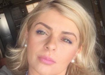 Κορωνοϊός: Αυτή είναι η πρώτη Ελληνίδα που θα κάνει την Κυριακή το εμβόλιο