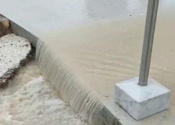 Η απάντηση της Υπουργού για την πλημμύρα στην Ακρόπολη