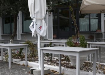 Διευκρινίσεις του υπ. Εργασίας: Τι ισχύει για την αναστολή συμβάσεων εργασίας για τον Δεκέμβριο