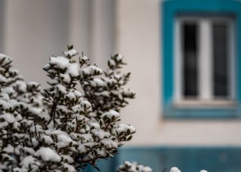 Κάθετη πτώση θερμοκρασίας, τσουχτερό το κρύο σήμερα