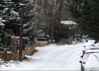 Χιονίζει στη Β.Ελλάδα – Πού χρειάζονται αλυσίδες – Χιόνια αναμένονται και στην Αθήνα