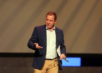 Συνελήφθη ο Δημήτρης Λιγνάδης με την κατηγορία του βιασμού κατά συρροή