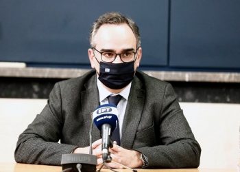 Κοντοζαμάνης: Δεν είμαστε στο τρίτο κύμα αλλά επεξεργαζόμαστε και είμαστε σε ετοιμότητα για τα πιο απαισιόδοξα σενάρια
