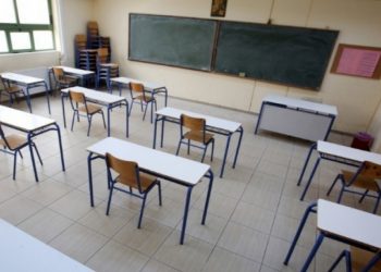 Κορωνοϊός: Εξετάζεται παράταση του σχολικού έτους
