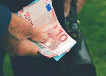 Προκαταβολή σύνταξης έως 384 ευρώ: Πώς θα χορηγείται- Οι δικαιούχοι- Τα ποσά ανά κατηγορία