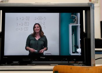 Θέμα voucherergasia.gr: Οι μαθητές του Λυκείου επέστρεψαν στην… τηλεκπαίδευση