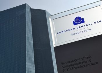 Στα 2,65 δισ. ευρώ η αξία των ελληνικών ομολόγων που αγόρασε η ΕΚΤ τον Ιανουάριο