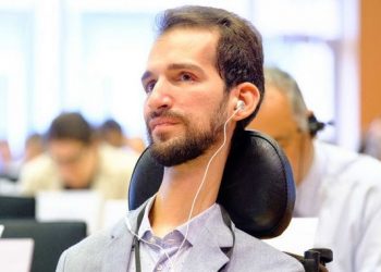 Η ΝΔ "αδειάζει" Κυμπουρόπουλο για αμβλώσεις!