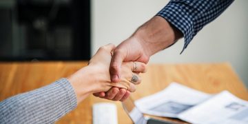 Τα κριτήρια για το πρόγραμμα "Συν-Εργασία" τον Απρίλιο