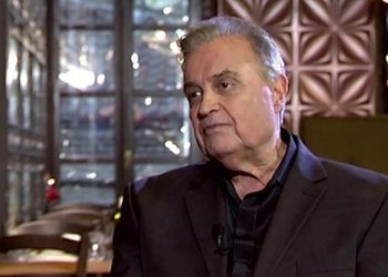 Πέθανε από κορωνοϊό ο τραγουδιστής Λευτέρης Μυτιληναίος