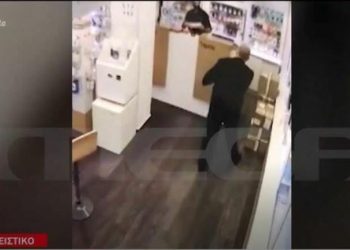 Σκληρές εικόνες: Καρέ καρέ η εν ψυχρώ εκτέλεση του 39χρονου στην Κυπαρισσία! (VIDEO)