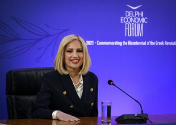 Γεννηματά για το νέο εργασιακό: Καταργείται το 8ωρο στην πράξη