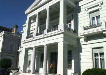 Αγροτικά ΙΕΚ και ίδρυση Ψηφιακής Ακαδημίας Αγροτικής Ανάπτυξης μελετά το ΥΠΑΑΤ