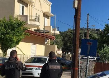 Σοκαριστική ληστεία στα Γλυκά Νερά: Γυναίκα νεκρή δίπλα στο μωρό της – Δεμένος ο σύζυγός της