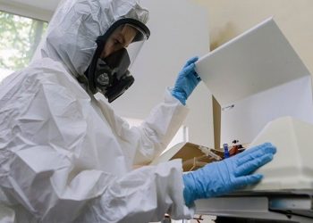 Τζανάκης για μετάλλαξη «Δέλτα»: Μεταδίδεται ακαριαία