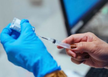 αλλαγή-δεύτερη δόση-εμβολιο