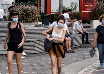 Φόβοι ότι οι μεταλλάξεις θα φέρουν τέταρτο κύμα