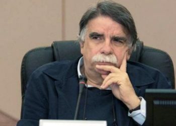 Βατόπουλος σε ΣΚΑΪ: Μη βιαζόμαστε να πετάξουμε τη μάσκα