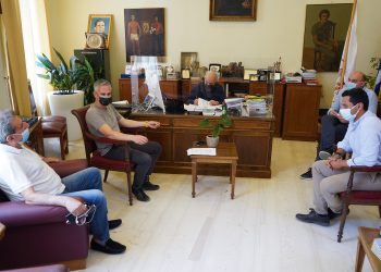 Αντικατάσταση στεγαστρου-δημος Ηρακλειου-