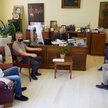 Αντικατάσταση στεγαστρου-δημος Ηρακλειου-