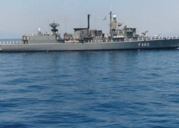 Κρούσματα κορωνοϊού σε φρεγάτα του Πολεμικού Ναυτικού στη Σούδα