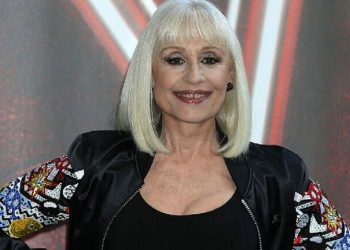 Συγκίνηση για το θάνατο της Ραφαέλα Καρά