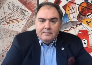 Σαρηγιάννης: Αυτό είναι το χειρότερο σενάριο για τα κρούσματα τον Αύγουστο