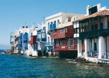 ΑΑΔΕ-Επιχείρηση «Βίλες στη Μύκονο»: Φοροδιαφυγή με αδήλωτα ενοικία