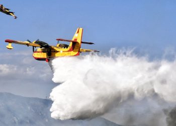Συνεχείς αναζωπυρώσεις σε Αφίδνες, Ιπποκράτειο Πολιτεία,Μαραθώνα-Ανησυχεί η ενίσχυση των ανέμων