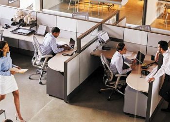 Υποχρεωτική βάσει νόμου η αργία του Δεκαπενταύγουστου