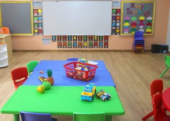 ΣΥΡΙΖΑ: Έκοψαν 83.000 παιδιά από βρεφονηπιακούς σταθμούς και ΚΔΑΠ εν μέσω πανδημίας