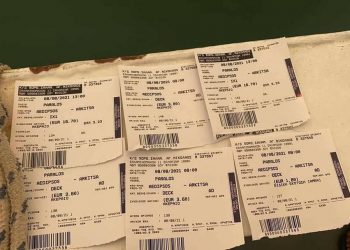 Εύβοια: Εκκένωσαν τα χωριά τους και πλήρωσαν εισιτήριο για να φύγουν από την Αιδηψό