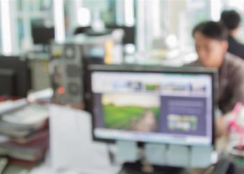 Νέοι εργαζόμενοι: Σε δύο δόσεις το μπόνους των 600+600 ευρώ