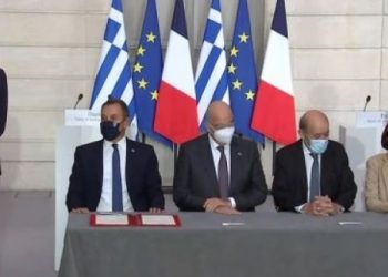 Μπήκαν οι υπογραφές Ελλάδας-Γαλλίας για τις φρεγάτες και την αμυντική συμφωνία