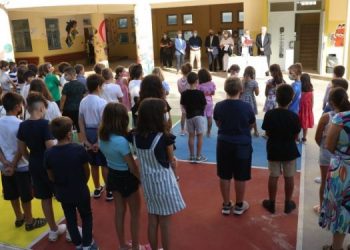 Τζανάκης για σχολεία: Προοδευτικά τουλάχιστον 300 με 500 παιδιά θα χρειαστεί να νοσηλευτούν