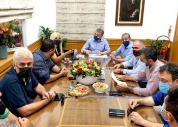 Κρήτη: Τα προβλήματα της εστίασης θα τεθούν στον Πρωθυπουργό – Τι ειπώθηκε στη συνάντηση