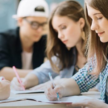 etoima-programmata-spoudwn