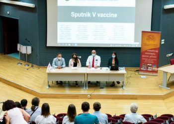 Στο Πανεπιστήμιο Κρήτης η ομάδα ερευνητών που ανακάλυψε το Sputnik-V