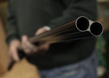 Ρόδος: Δολοφονήθηκε καθηγήτρια – ο δράστης άφησε σημείωμα πριν αυτοκτονήσει