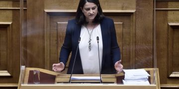 Έγκριση υπερωριακής απασχόλησης 120 ωρών στους υπαλλήλους εκπαίδευσης
