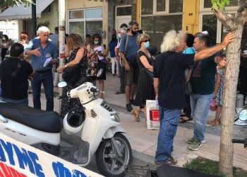 Παράσταση διαμαρτυρίας των εκπαιδευτικών στο Ηράκλειο για τα ανοικτά προβλήματα στα σχολεία