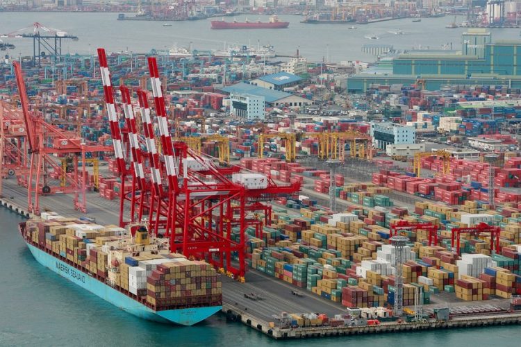 logistics-emporeumata-paragwgh