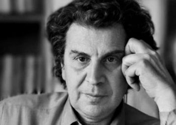 Σε λαϊκό προσκύνημα από σήμερα η σορός του Μίκη Θεοδωράκη