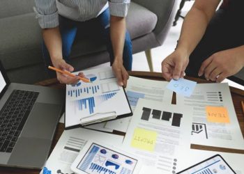 Υπουργείο Εργασίας: 15.000 ευρώ σε 4.000 νέους για δημιουργία start-ups, μέσω Google