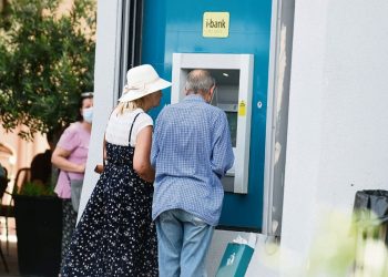 Ολα τα παραδείγματα για τα αναδρομικά σε 133.692 παλαιούς συνταξιούχους