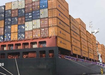 Προβληματισμός για το εμπορικό έλλειμα παρά την αύξηση των εξαγωγών