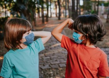 Δ. Σαρηγιάννης: «Περιμένουμε 12.000 κρούσματα σε παιδιά μέχρι τέλος του έτους»